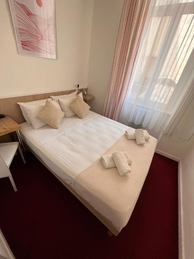 Azurene Royal Hotel Cannes Esterno foto