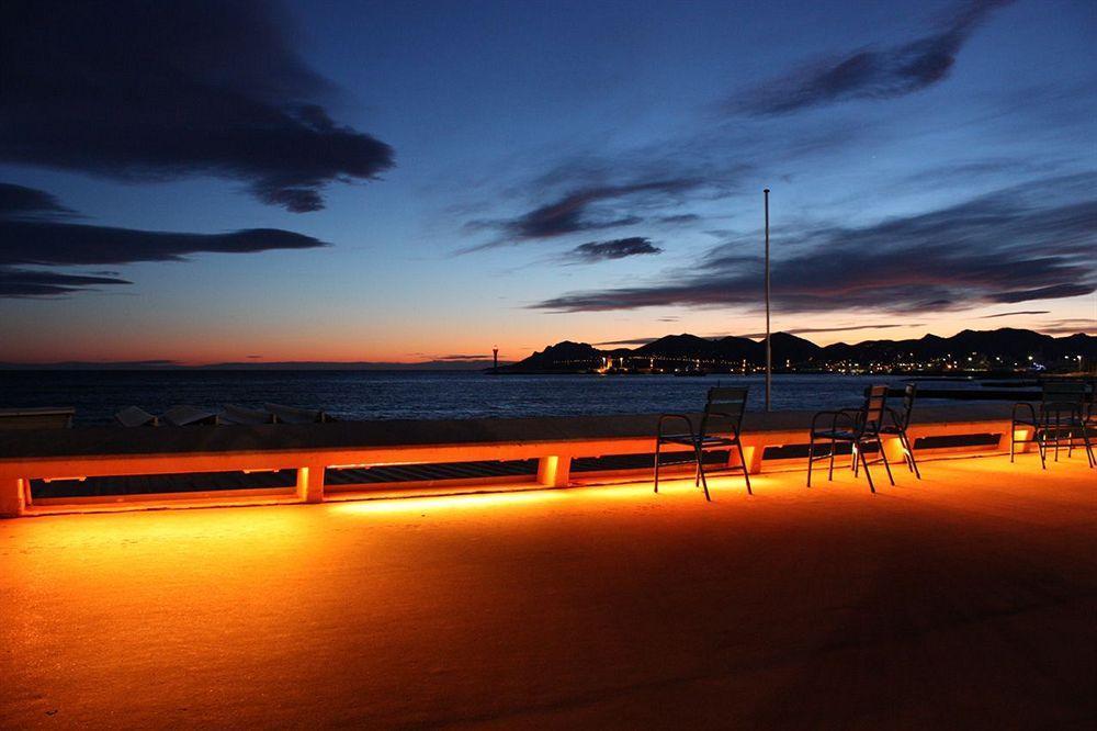 Azurene Royal Hotel Cannes Esterno foto